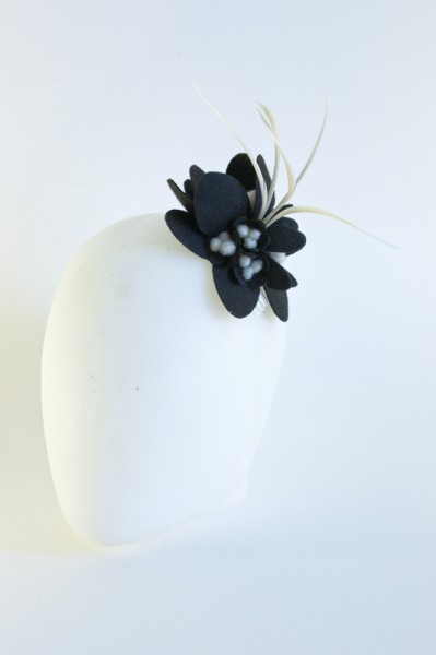 black and white fascinator with feathers